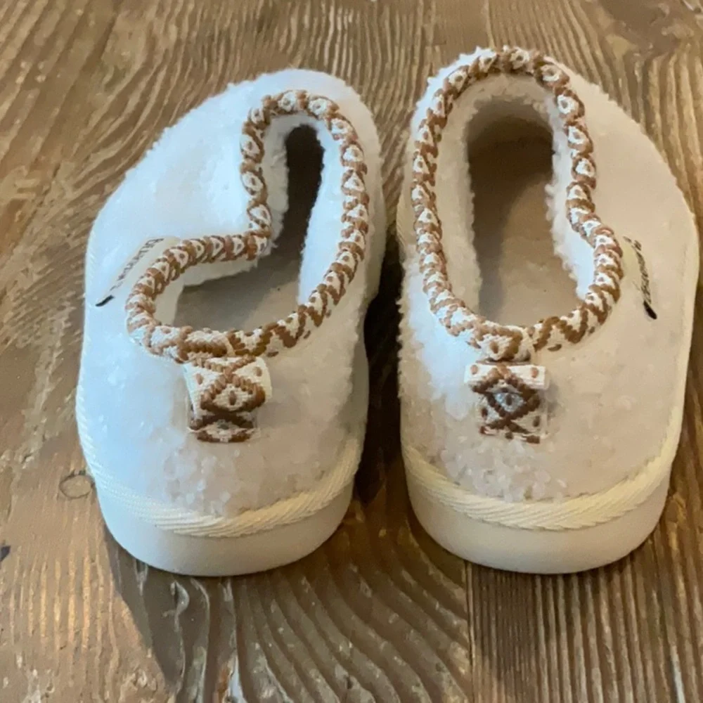 BearPaw Kids Ivory Plush Slip-On Slippers with Decorative Trim